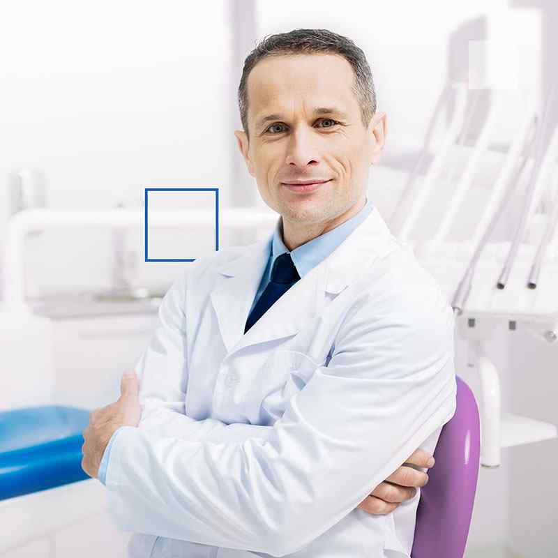 https://www.emergencydentistfortworth.com/wp-content/uploads/2020/01/people-03.jpg